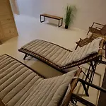 Demanova 157 *