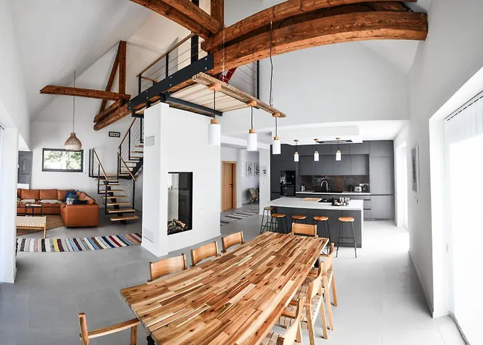 Demanova 157 Semesterbostad *